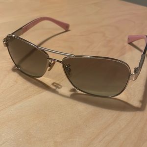 Coach L038 Caroline Sunglasses